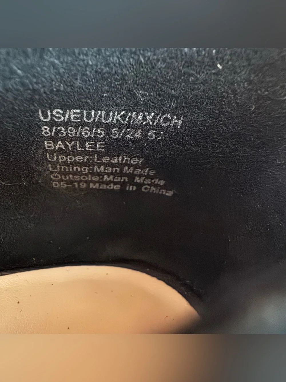 Kenneth Cole Baylee Black Leather Strappy 4” Heels 8